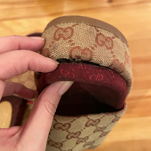 AS-IS Gucci Brown Monogram Slides - Picture 4 of 9